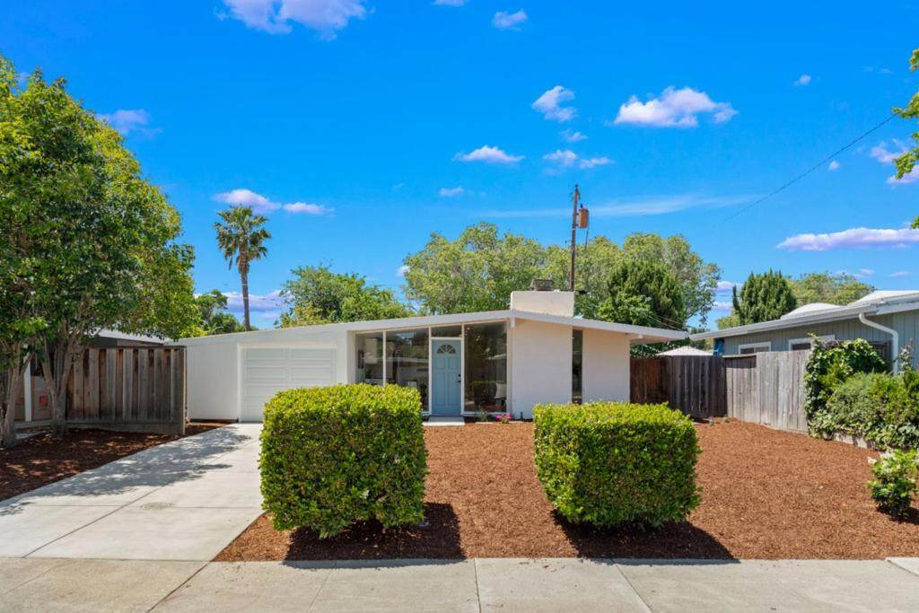 670 Hamilton Lane - Photo 1