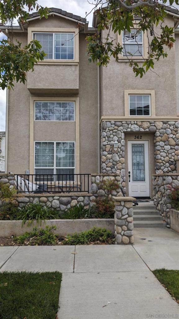 362 Kentucky Ave - Photo 1