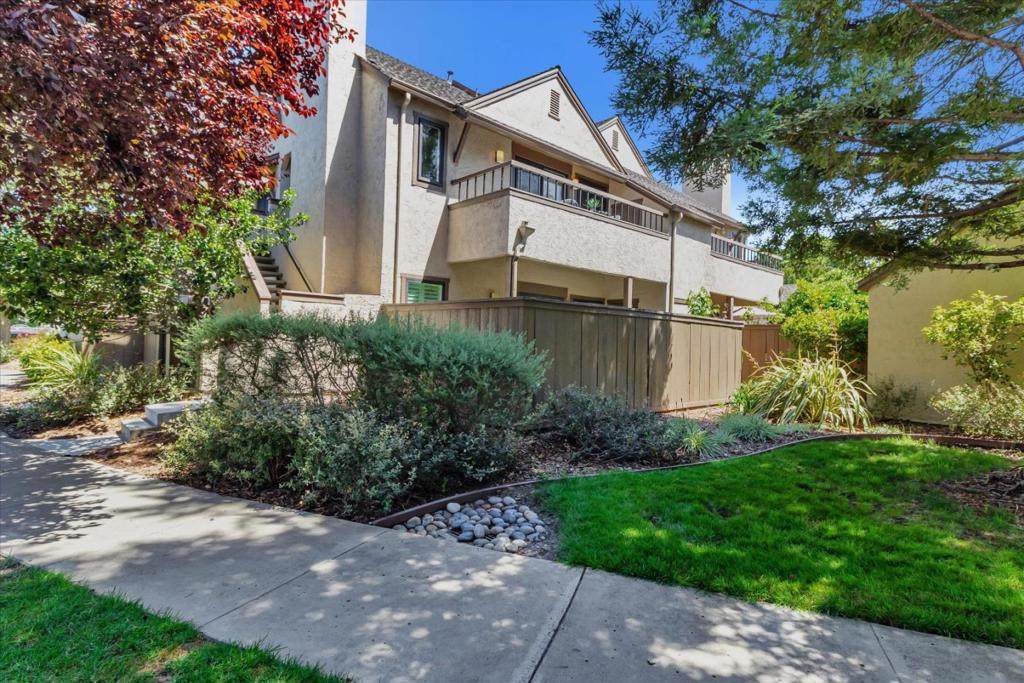 1820 Ashmeade Court - Photo 1