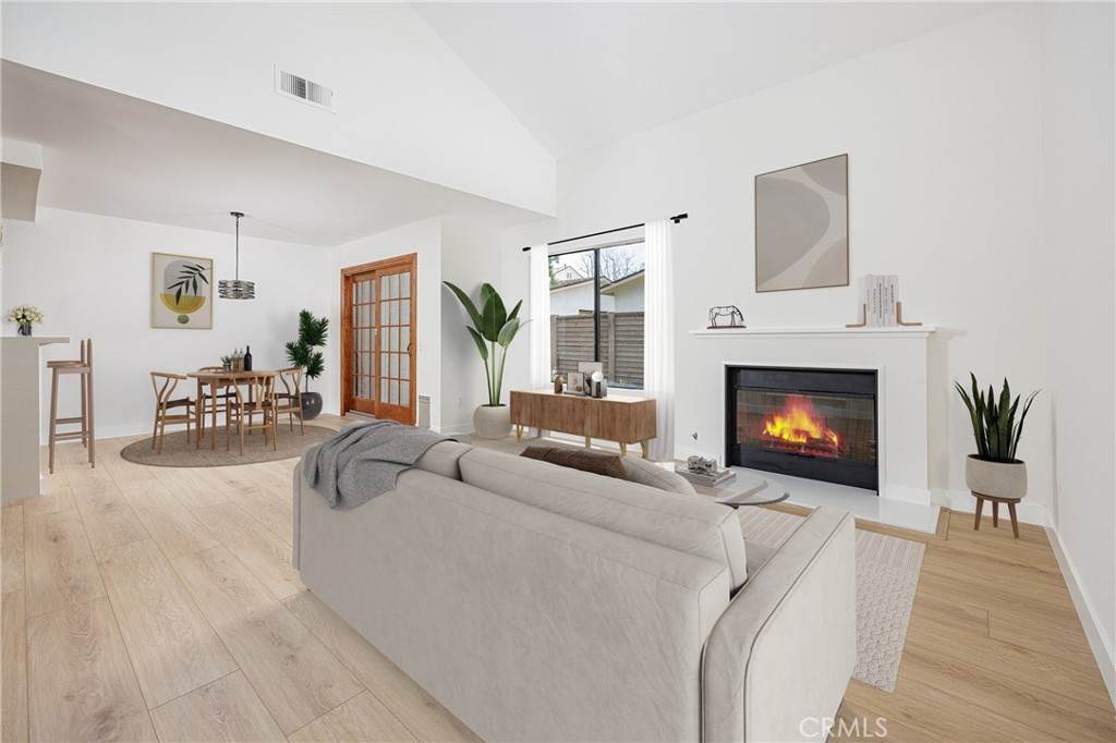 543 Victoria Street - Photo 1