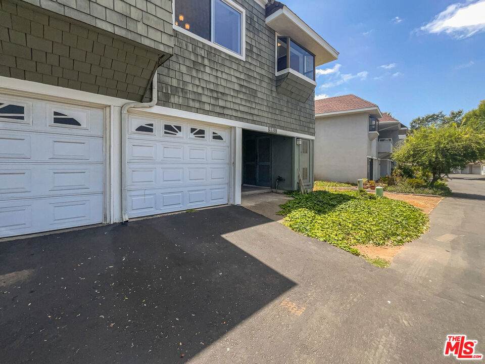22306 Caminito Arroyo Seco - Photo 1