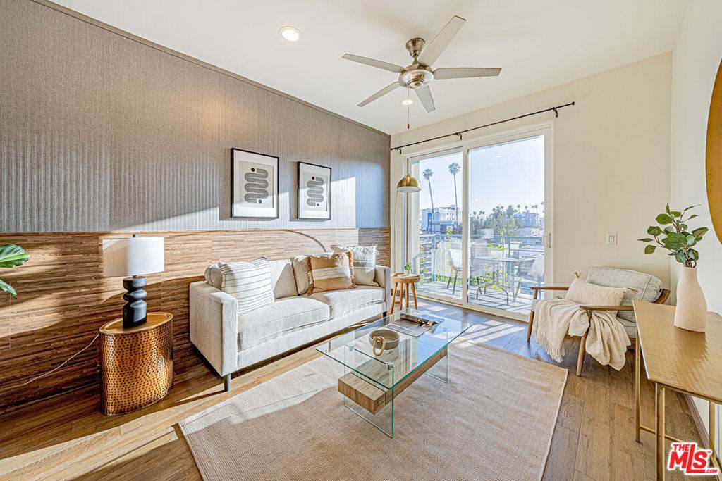 903 New Hampshire Avenue - Photo 1