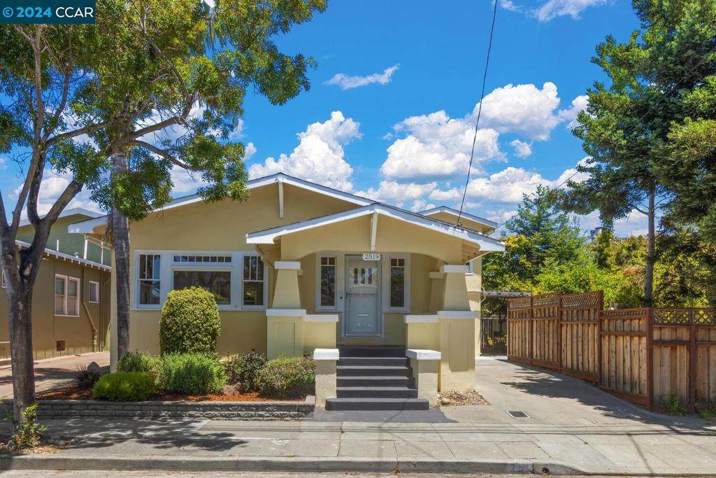 2519 Encinal Avenue - Photo 1