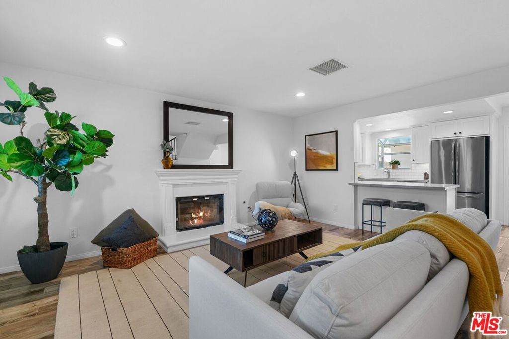 4241 Lennox Boulevard - Photo 1