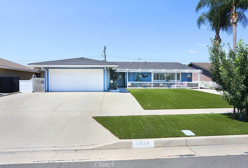 2831 Diana Avenue - Photo 1