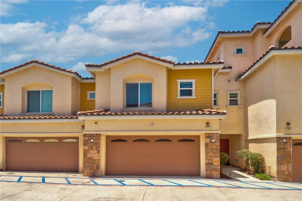 1556 Katella Avenue - Photo 1
