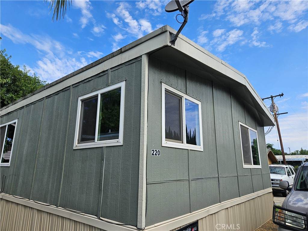 703 Oro Dam Boulevard - Photo 1
