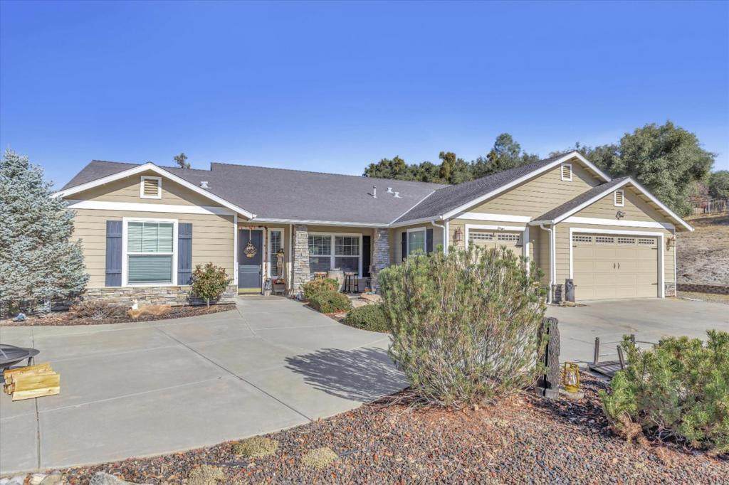 46347 Opah Drive - Photo 1