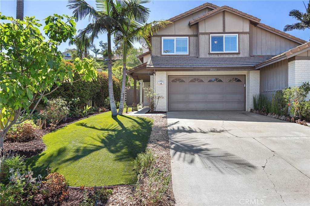 19055 Woodland Way - Photo 1