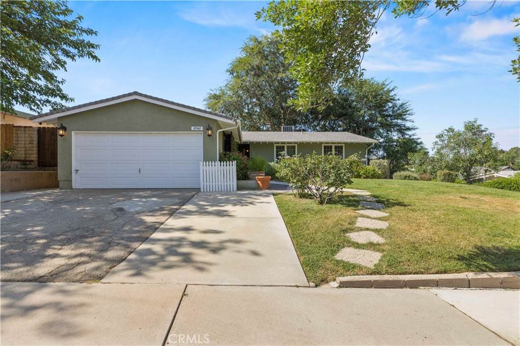 18948 Basel Street - Photo 1