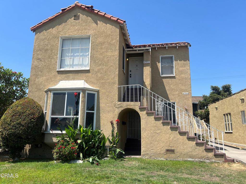 2509 Broadway - Photo 1