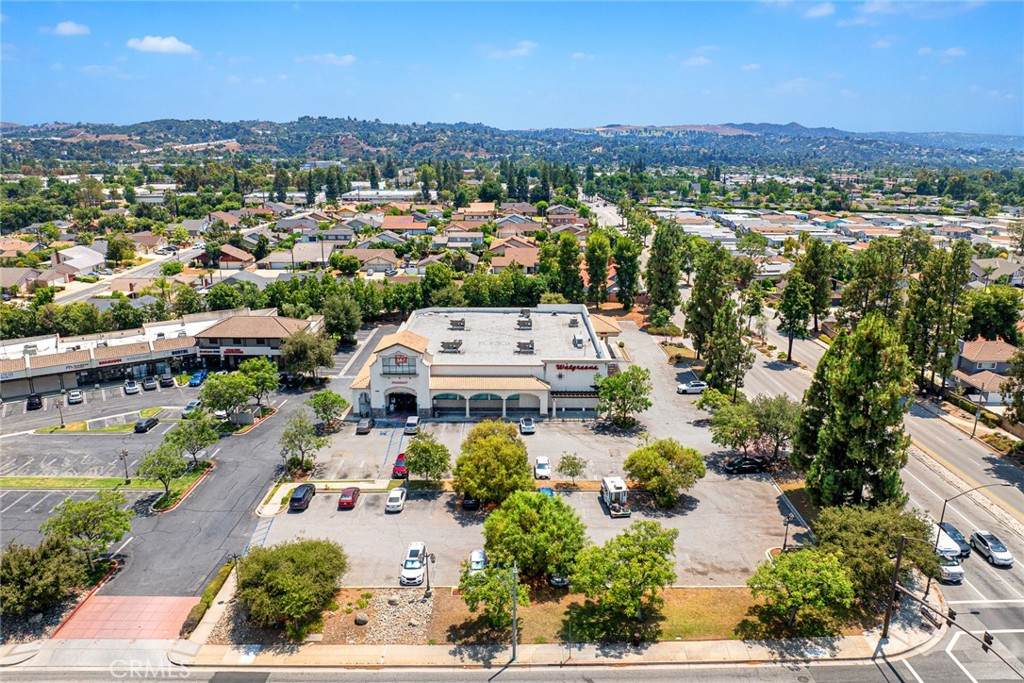 https://bt-photos.global.ssl.fastly.net/socal/orig_boomver_1_373112553-2.jpg