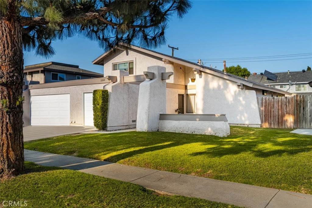 2209 Ponderosa Street - Photo 1