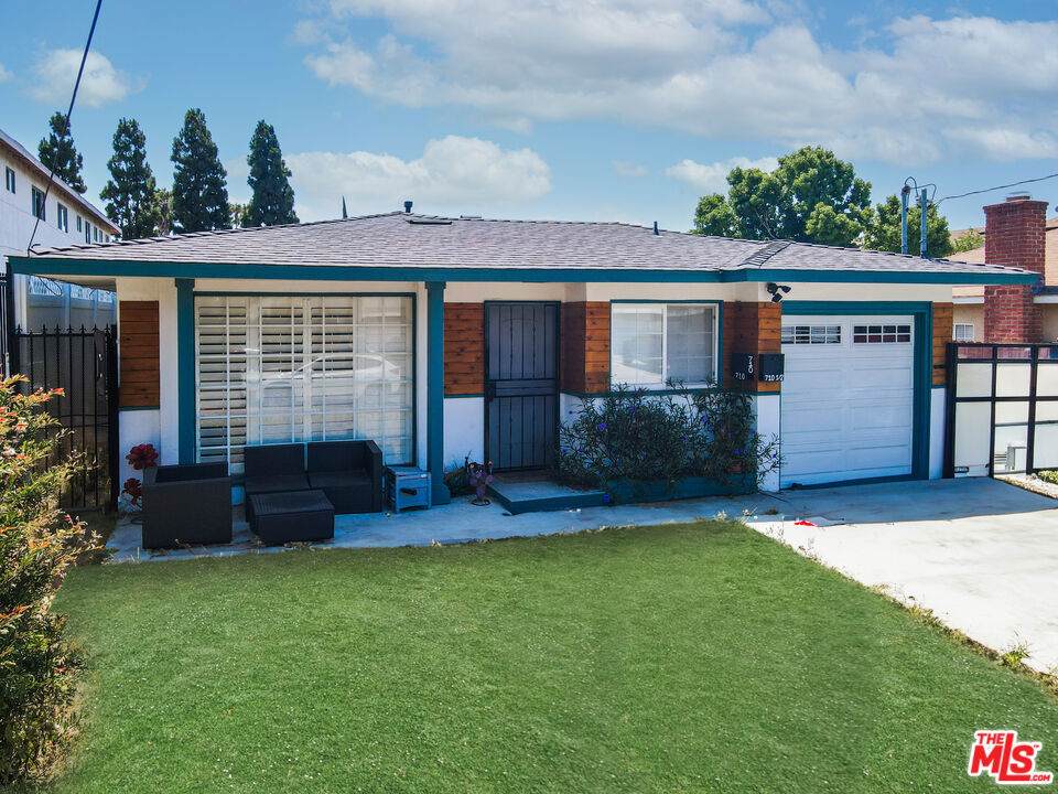 710 Venice Way - Photo 1