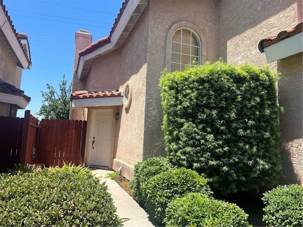 1335 Heather Lane - Photo 1