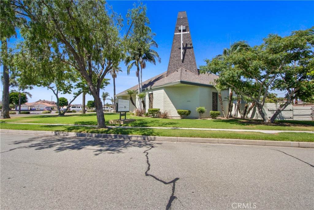 6575 Crescent Avenue - Photo 1