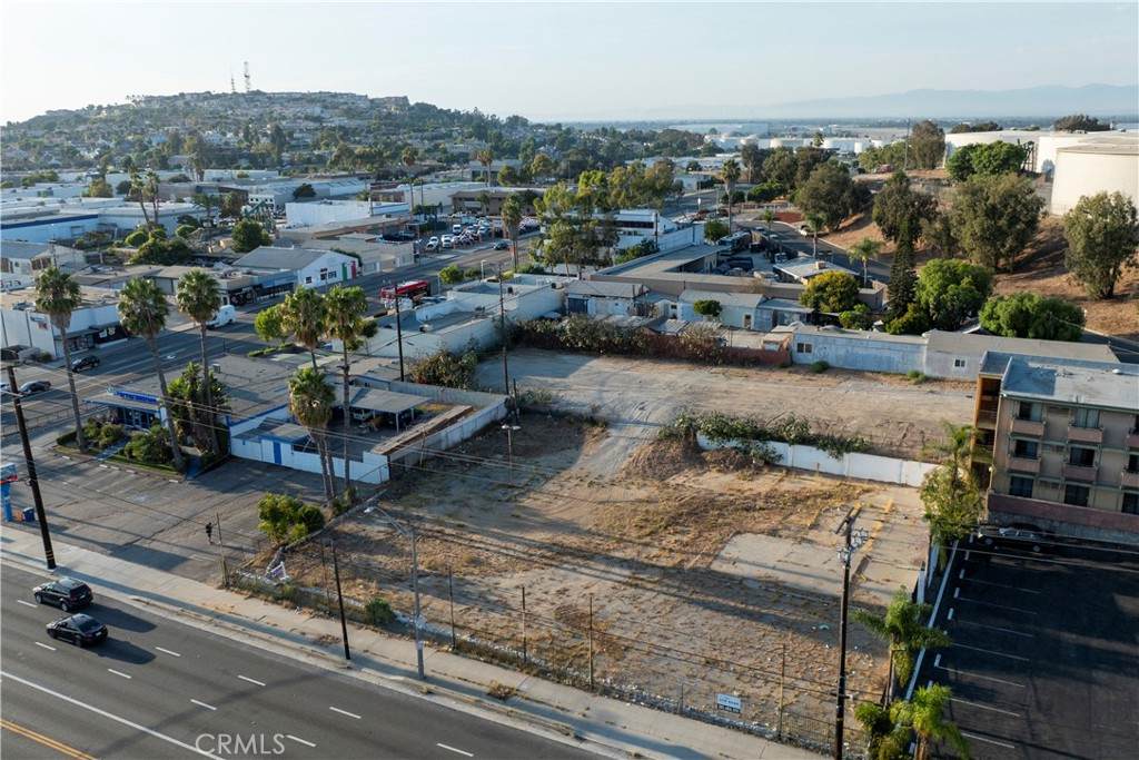 https://bt-photos.global.ssl.fastly.net/socal/orig_boomver_1_373277074-2.jpg