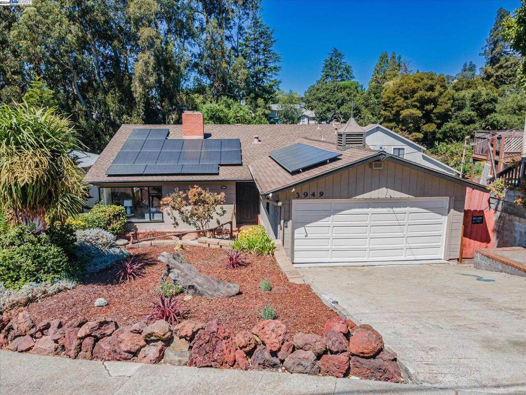 3949 Norton Ave - Photo 1