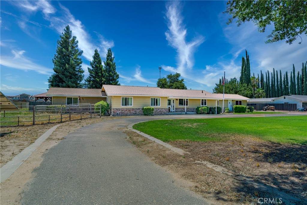 5221 Mulberry Avenue - Photo 1