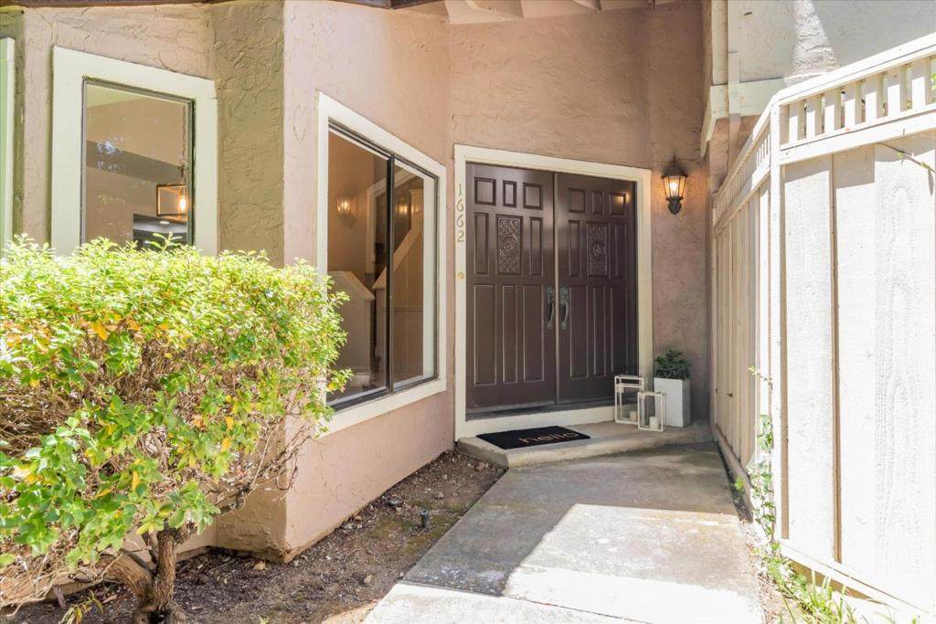 1662 Las Piedras Court - Photo 1