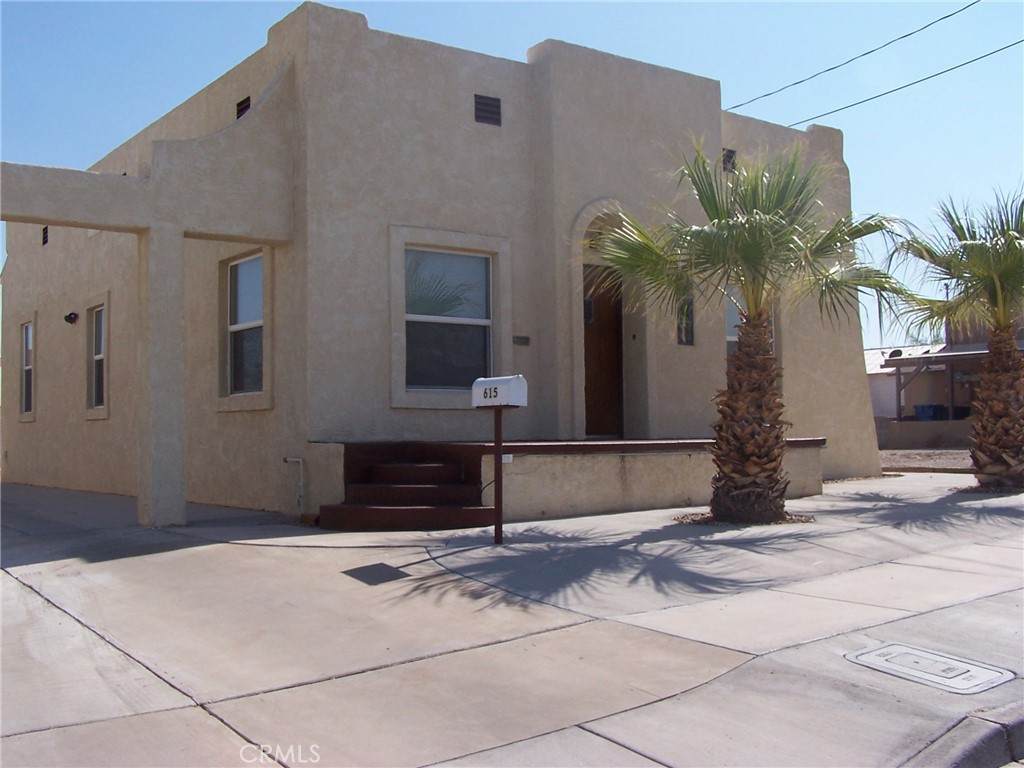 615 Cibola Street - Photo 1