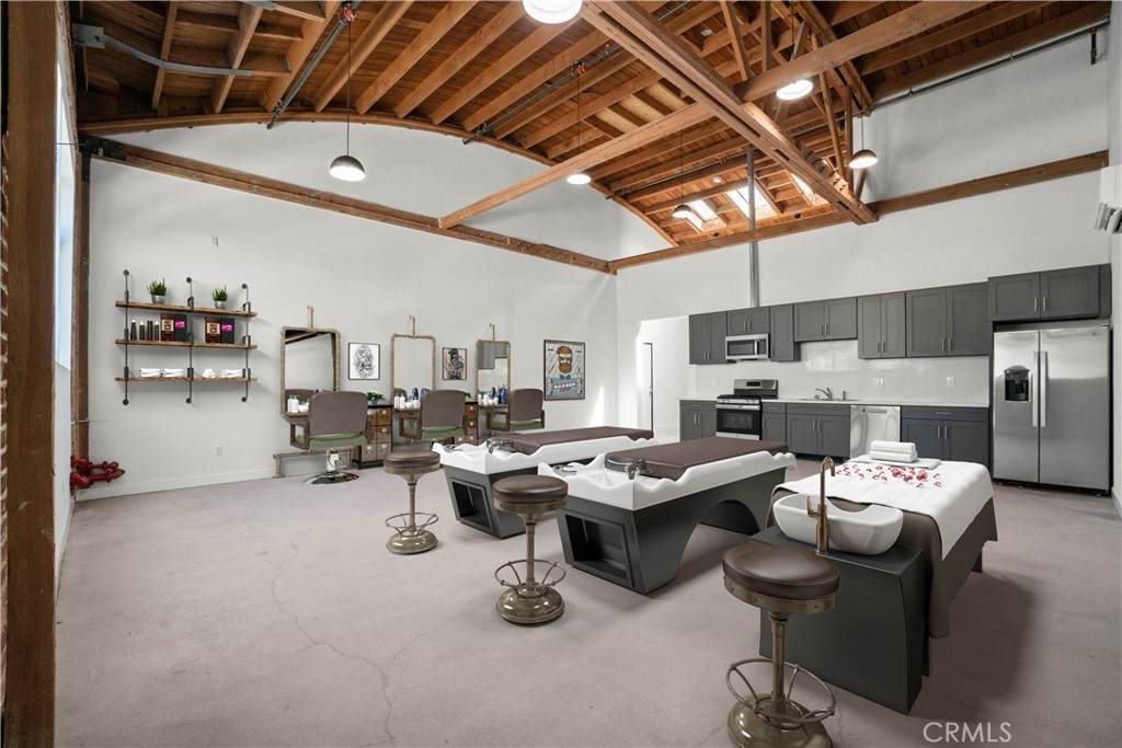 https://bt-photos.global.ssl.fastly.net/socal/orig_boomver_1_373373586-2.jpg