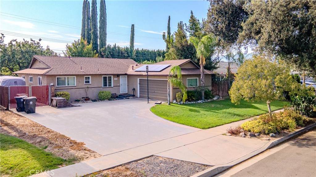 1409 Berkeley Drive - Photo 1