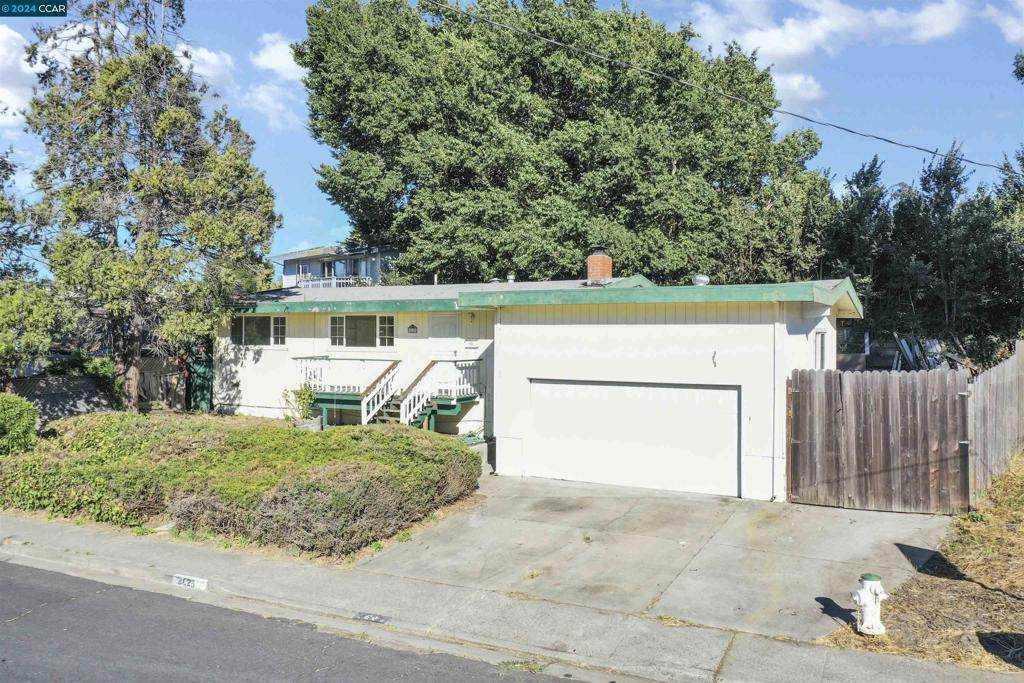 2625 Kavanagh Rd - Photo 1