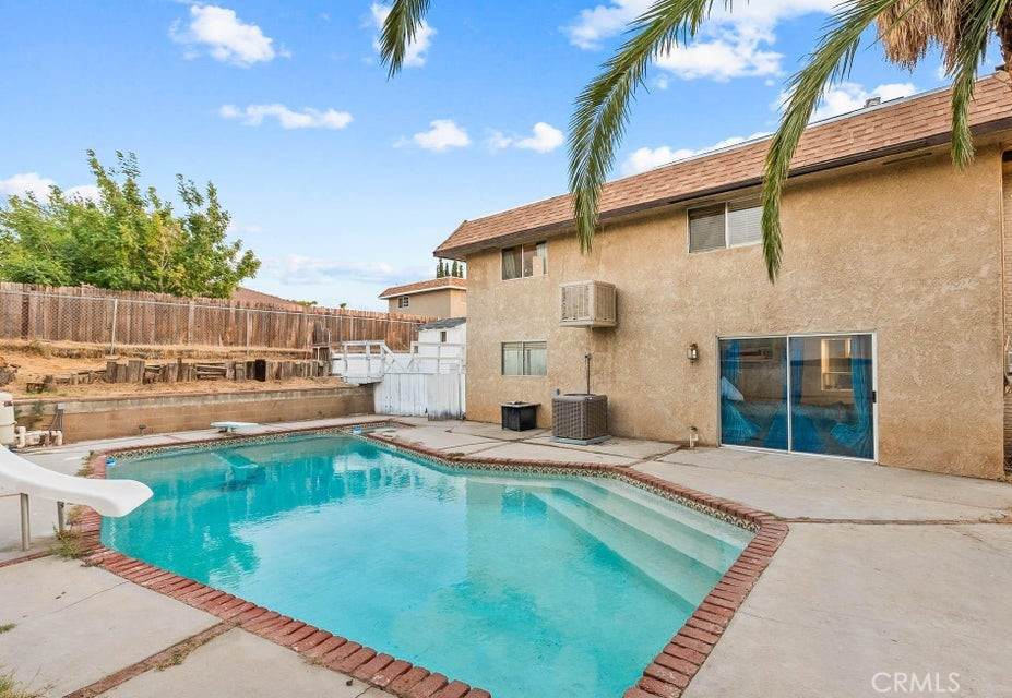 39002 Vananbev Way - Photo 1