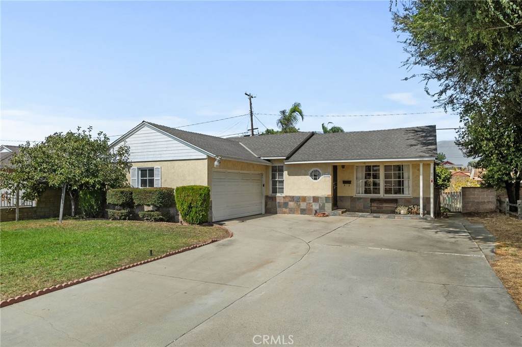 716 F Street - Photo 1