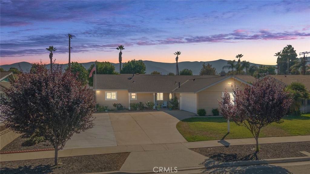 964 Rancho Road - Photo 1