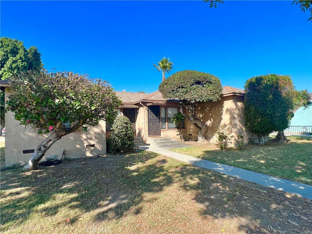 195 68th Street - Photo 1