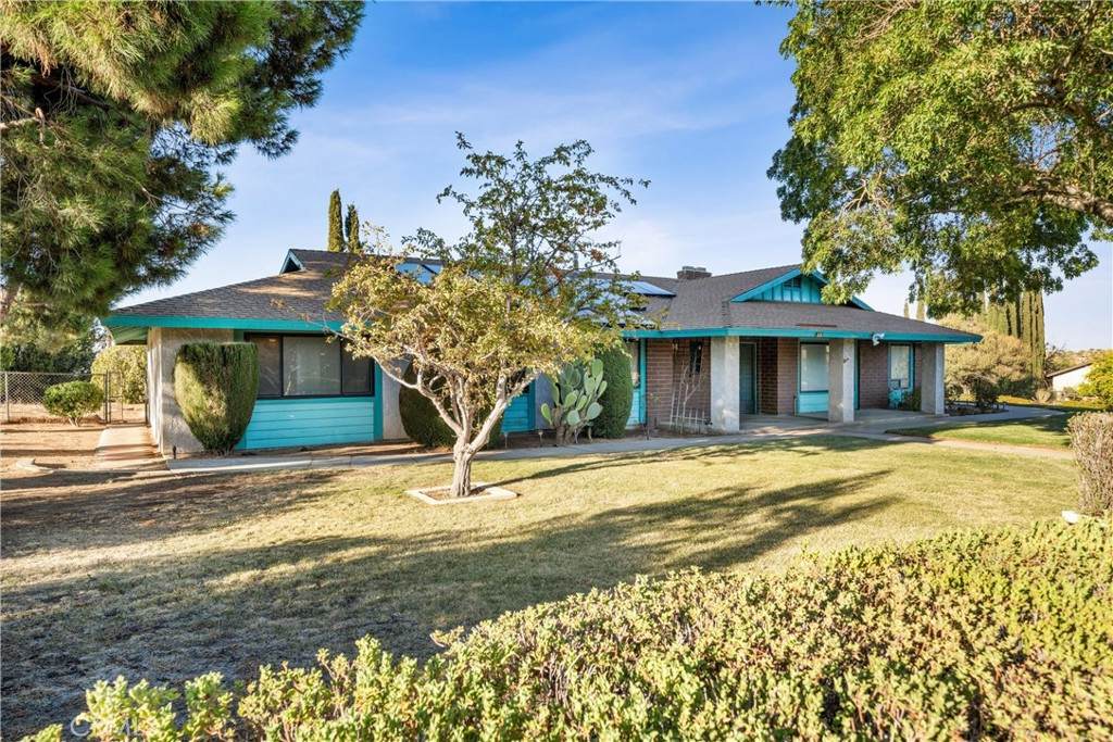 805 Lisa Street - Photo 1