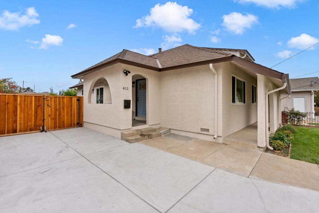 411 12th Street - Photo 1