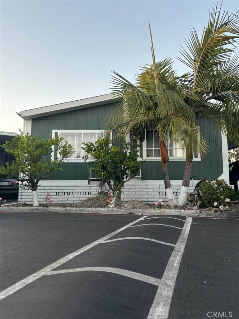 105 Princess Lane - Photo 1