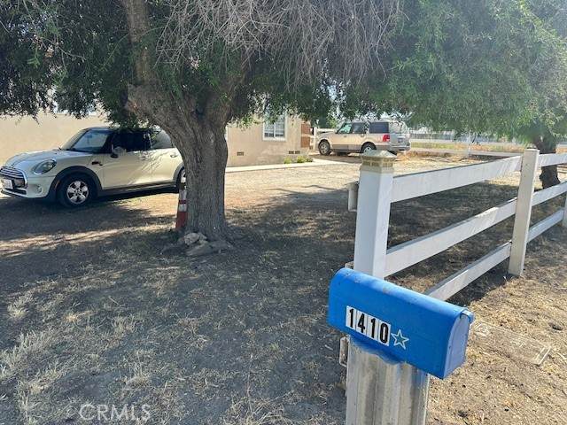 1410 Cottonwood Avenue - Photo 1