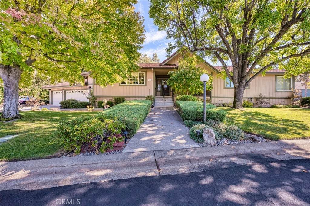 8656 Paradise Valley Boulevard - Photo 1