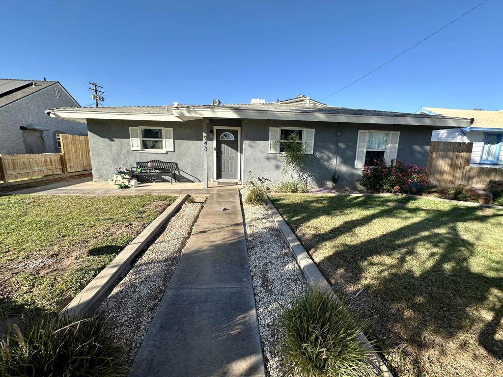 943 Murphy Street - Photo 1