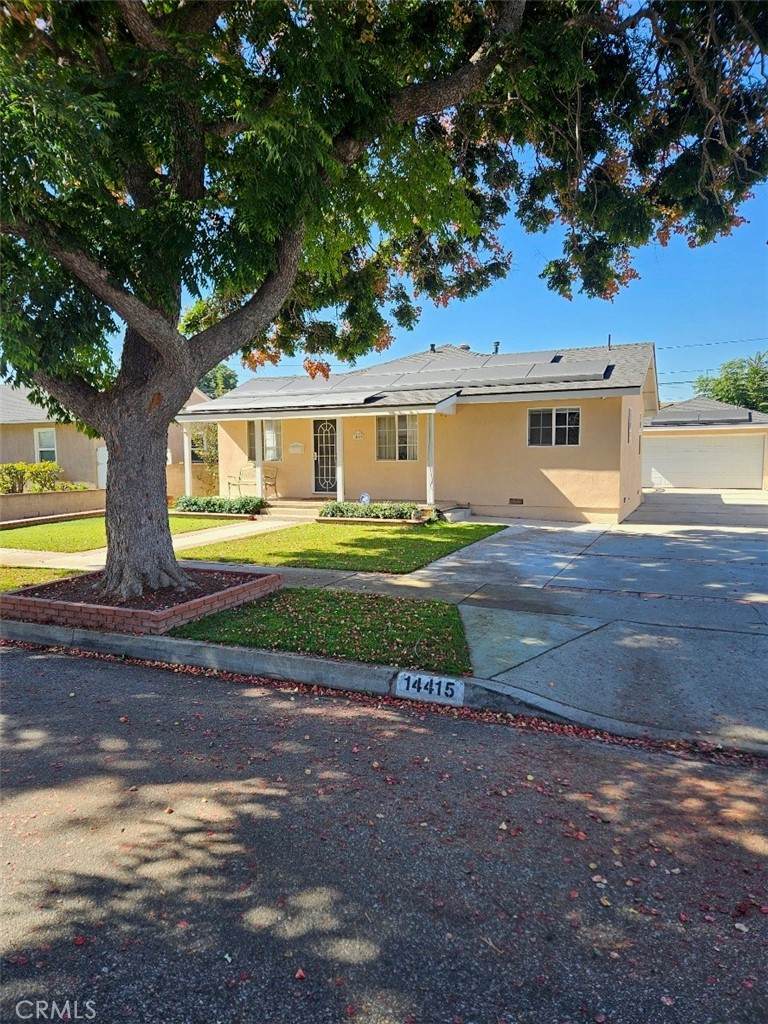14415 Fairford Avenue - Photo 1