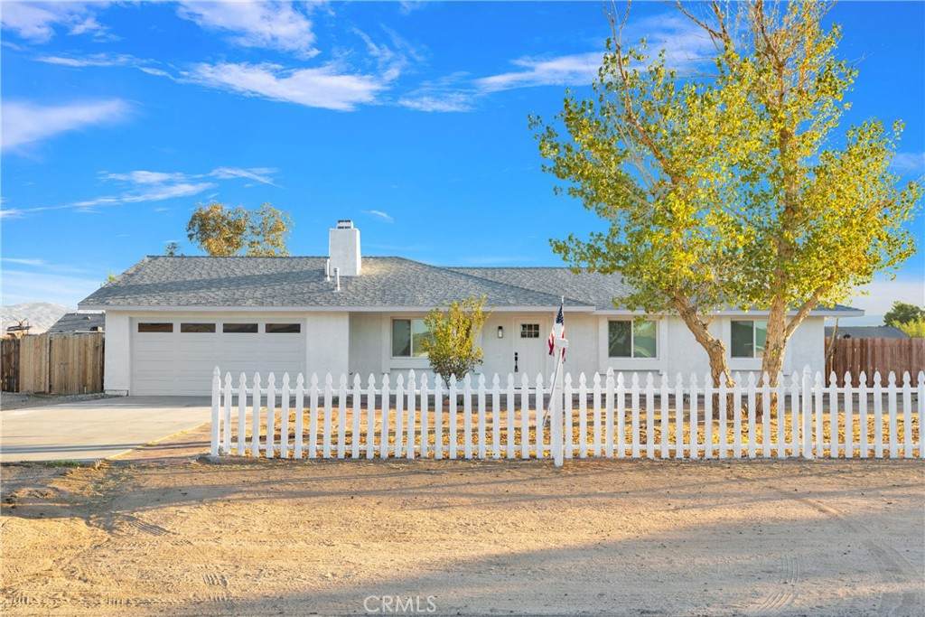 22853 Shawnee Road - Photo 1