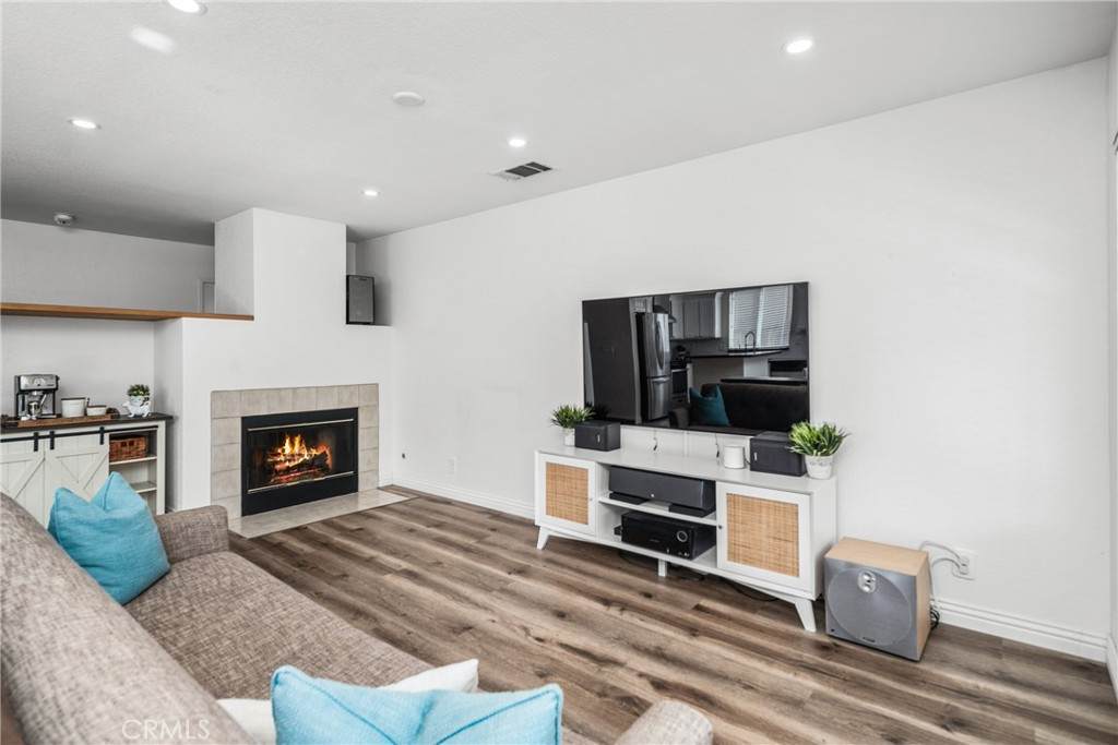 2110 Laurelwood Court - Photo 1