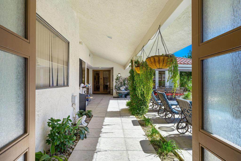 https://bt-photos.global.ssl.fastly.net/socal/orig_boomver_1_373541952-2.jpg