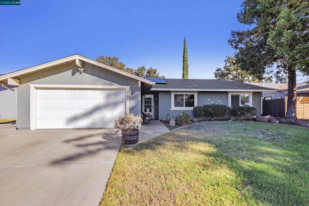 8705 Lodestone Cir - Photo 1