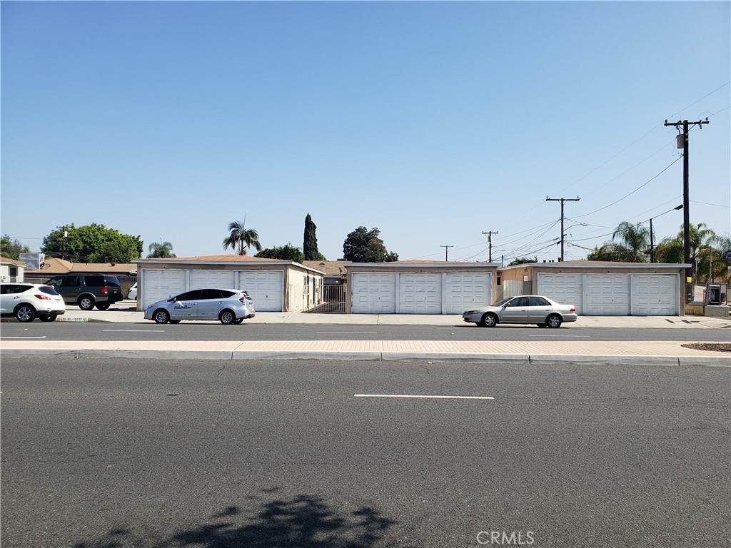 https://bt-photos.global.ssl.fastly.net/socal/orig_boomver_1_373593705-2.jpg