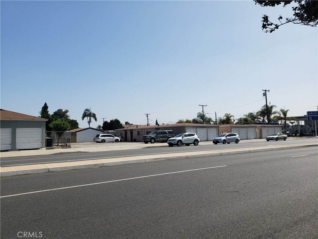 https://bt-photos.global.ssl.fastly.net/socal/orig_boomver_1_373593705-2.jpg