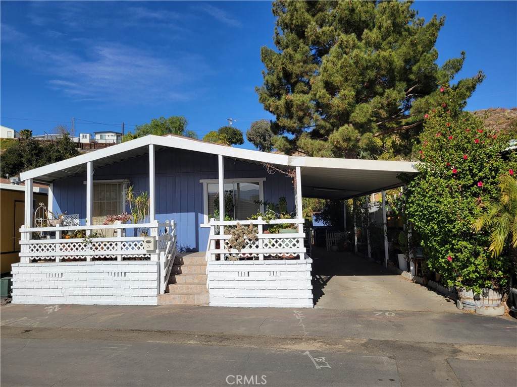 18035 Soledad Canyon Rd - Photo 1