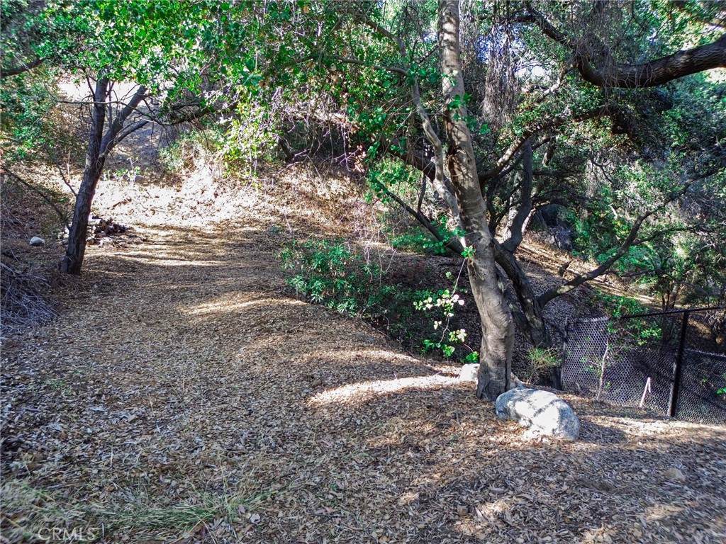 https://bt-photos.global.ssl.fastly.net/socal/orig_boomver_1_373664973-2.jpg