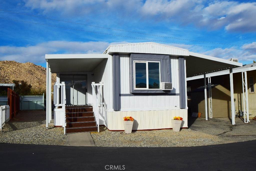 56254 29 Palms Highway - Photo 1