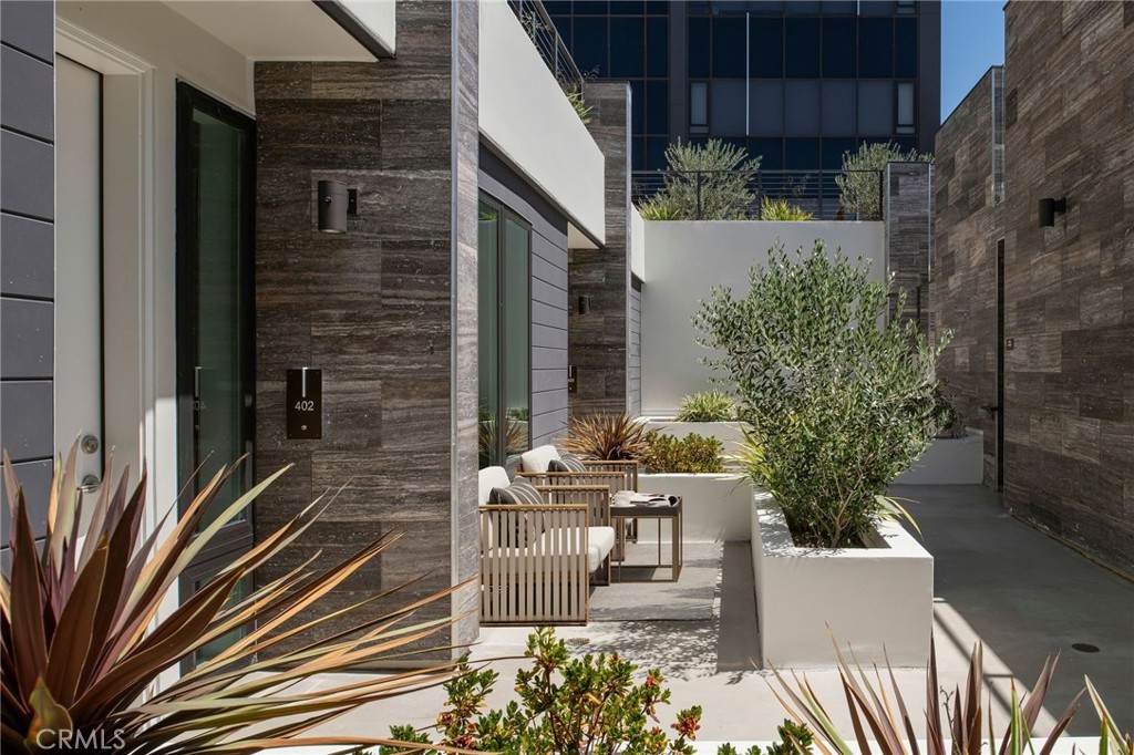 380 Cordova Street - Photo 1
