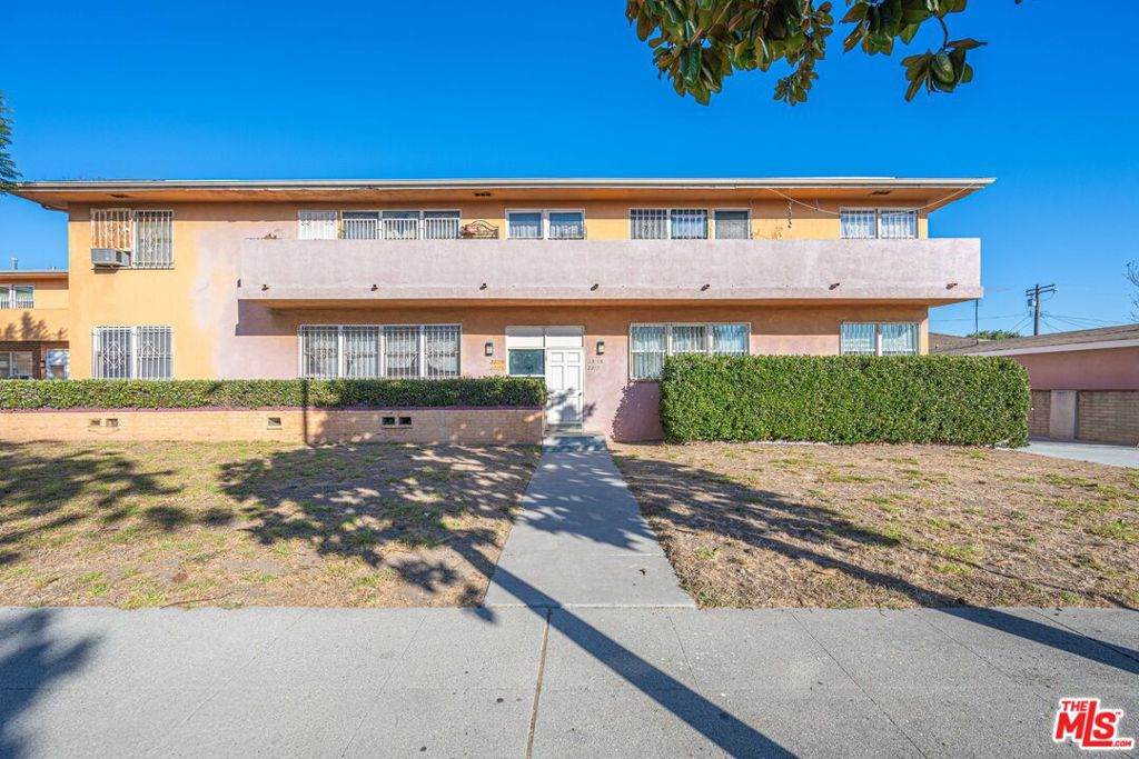 3311 1/2 78th Street - Photo 1